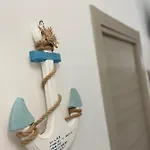 Azzurro Mare Bed & Breakfast 3*