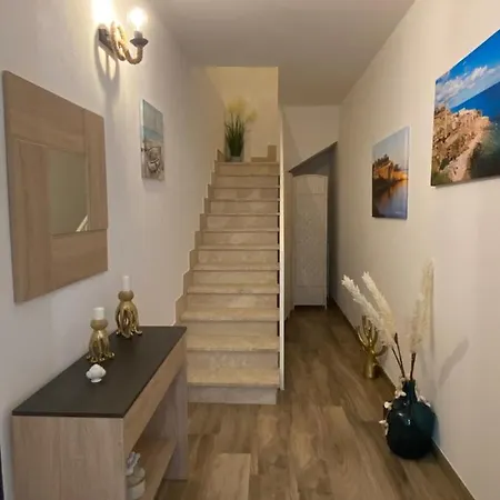 Azzurro Mare Rooms&restaurant