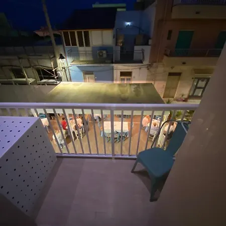 Oda ve Kahvaltı Azzurro Mare 3*