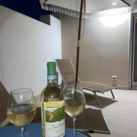 Bed & Breakfast Azzurro Mare Rooms&restaurant