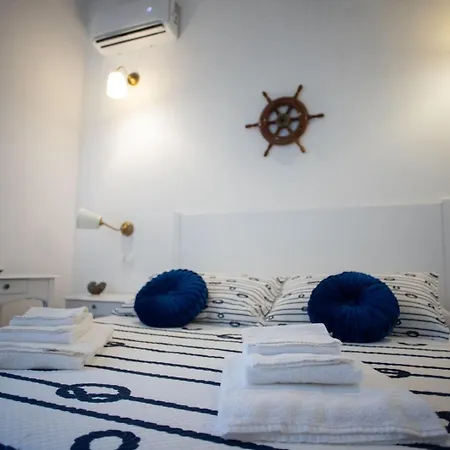 Azzurro Mare Rooms&restaurant Bed & Breakfast