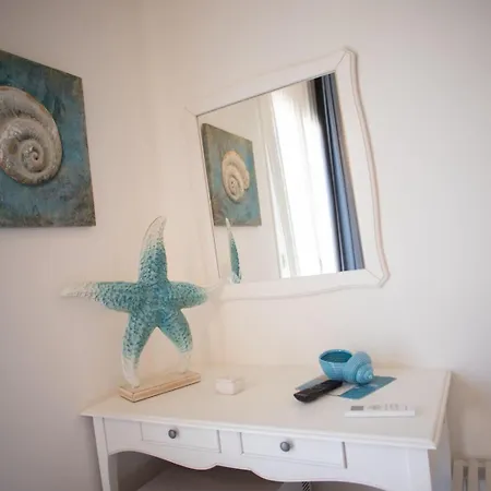 Bed & Breakfast Azzurro Mare Rooms&restaurant